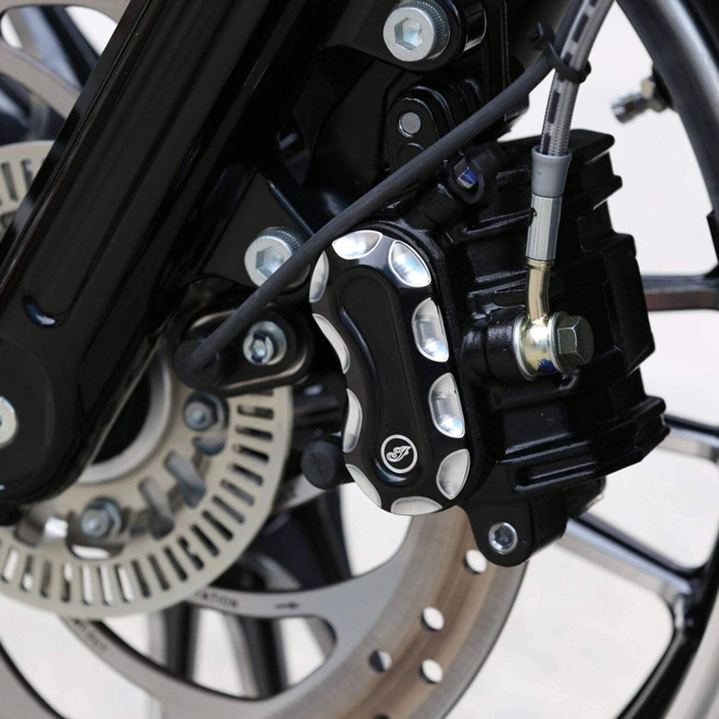 BILLET FRONT CALIPER COVER